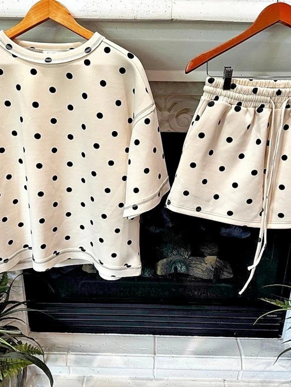 🆕 Sewn + Seen Polka Dot Top & Shorts Set in Cream & Black Size Small
